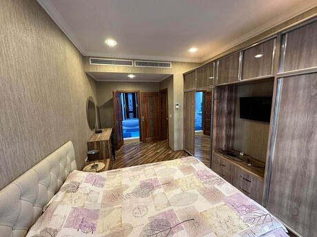 Kirayə 2 otaqlı mənzil, 89 m², Port Baku Residence: 2 200 ₼/ay 4