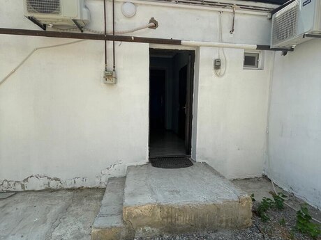 10 otaqlı həyət evi, 200 m², Qara Qarayev: 450 000 ₼ 2
