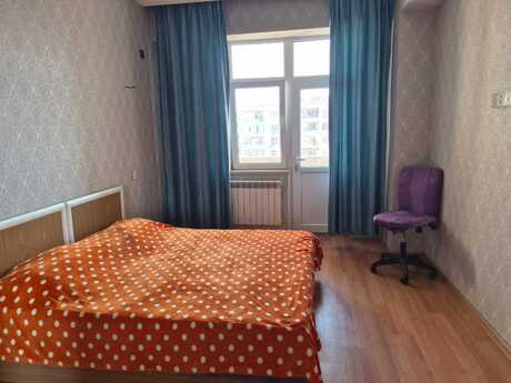 3-room apartment for rent, 100 m², Badamdar: 700 ₼/mo 2