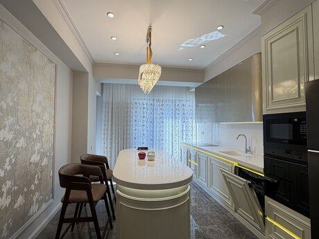3 otaqlı mənzil, 130 m², BCR Khatai: 725 000 ₼ 4