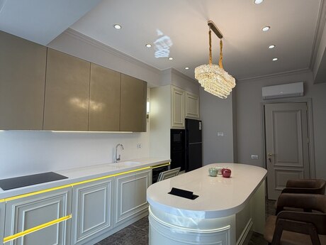 3 otaqlı mənzil, 130 m², BCR Khatai: 725 000 ₼ 5