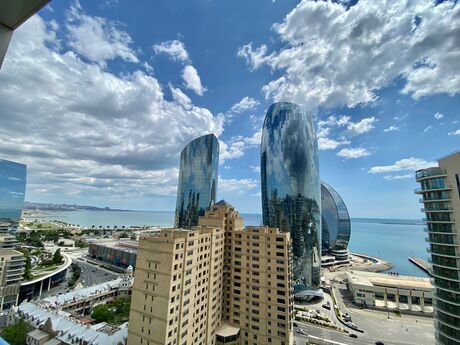 Kirayə 4 otaqlı mənzil, 200 m², 28 May: 2 500 ₼/ay 2