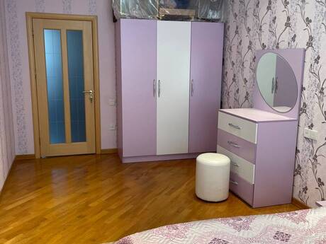 6-room apartment, 300 m², 8 Noyabr: 490 000 ₼ 5