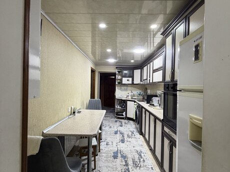 4-комнатная квартира, 100 м², Xalqlar Dostluğu: 245 000 ₼ 4
