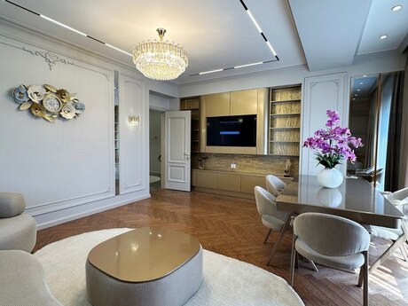 3 otaqlı mənzil, 130 m², BCR Khatai: 725 000 ₼ 3