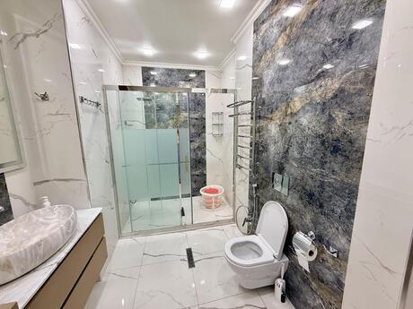 Kirayə 3 otaqlı mənzil, 135 m², Nərimanov: 2 000 ₼/ay 3