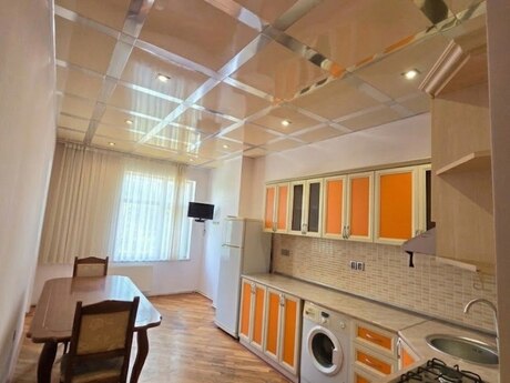 Аренда: 2-комнатная квартира, 100 м², Nəsimi: 750 ₼/мес 3