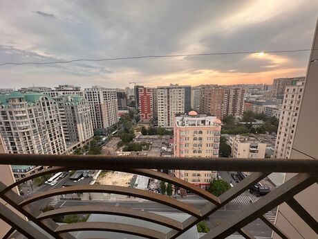 Объявление №6472465 - Баку, Насиминский  р., 3-комн., 157.9 м², 16/18 этаж