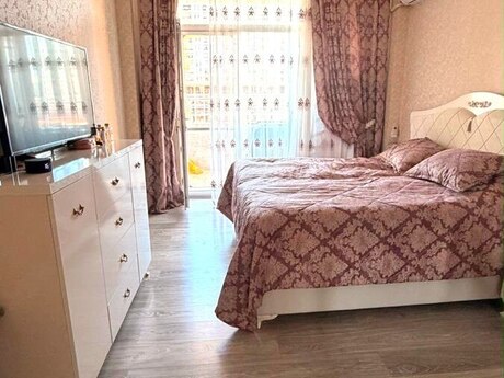 2-room apartment, 65 m², Nizami: 245 000 ₼ 5