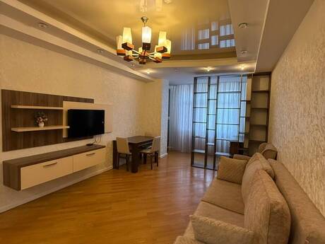 Kirayə 3 otaqlı mənzil, 150 m², Şah İsmayıl Xətai: 1 250 ₼/ay 2