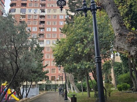 4 otaqlı mənzil, 216 m², Nizami: 520 000 ₼ 2