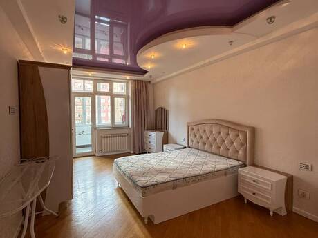 Kirayə 3 otaqlı mənzil, 150 m², Şah İsmayıl Xətai: 1 400 ₼/ay 4