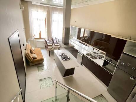 Объявление №6472427 - Баку, м. Гянджлик, 8-комн., 400 м²