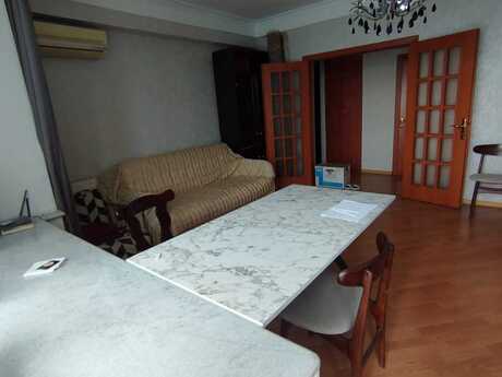 Kirayə 1 otaqlı mənzil, 45 m², Nizami: 600 ₼/ay 2