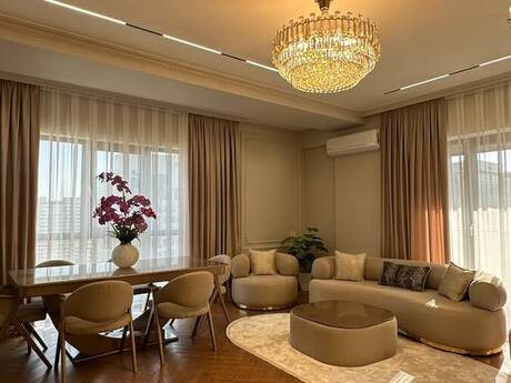 3 otaqlı mənzil, 128 m², BCR Khatai: 725 000 ₼ 2