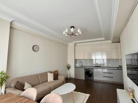 Kirayə 3 otaqlı mənzil, 100 m², İnşaatçılar: 1 100 ₼/ay 2