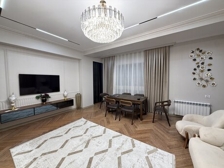Kirayə 3 otaqlı mənzil, 130 m², BCR Khatai: 2 100 ₼/ay 3