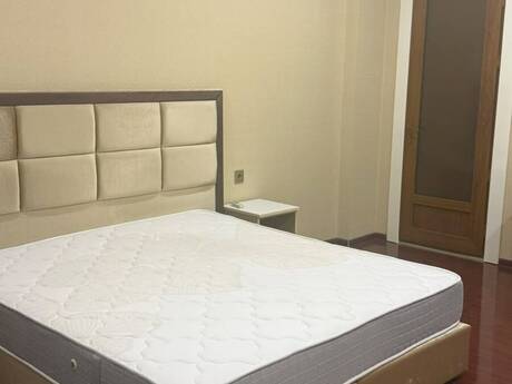 Kirayə 3 otaqlı mənzil, 140 m², Nəriman Nərimanov: 1 100 ₼/ay 4