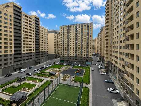 3 Qara Qarayev