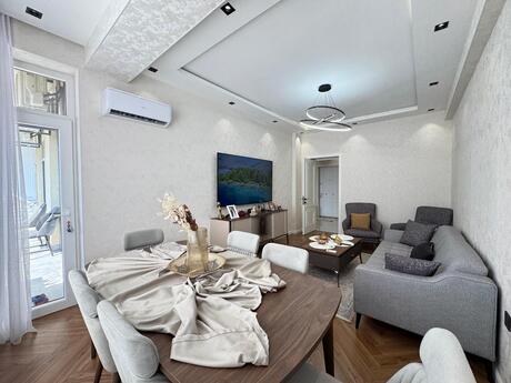 3-комнатная квартира, 97 м², Əhmədli: 245 000 ₼ 2