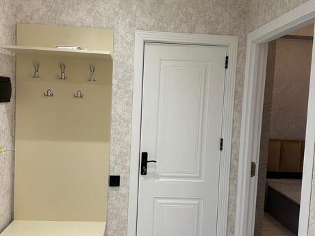 2 otaqlı mənzil, 100 m², Bakıxanov: 320 000 ₼ 2