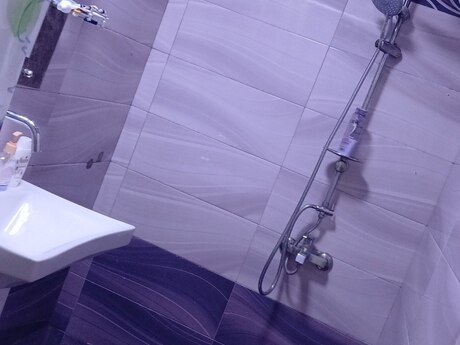 3-room apartment for rent, 85 m², Neftçilər: 170 ₼/mo 4