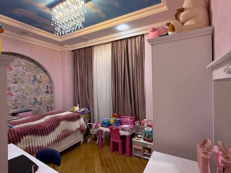 5-room apartment for rent, 200 m², 20 Yanvar: 2 200 ₼/mo 5