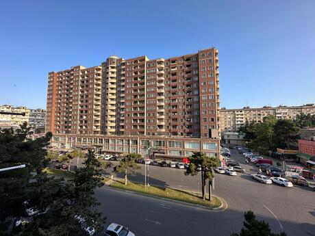 Объявление №6472978 - Баку, м. Ахмедлы, 4-комн., 263 м², 12/16 этаж