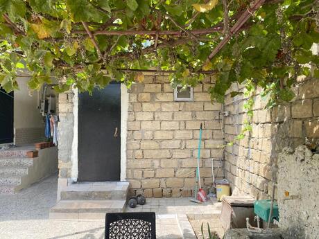 3 otaqlı həyət evi, 100 m², M.Ə.Rəsulzadə: 110 000 ₼ 2