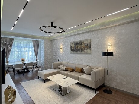 4 otaqlı mənzil, 142 m², Gənclik: 448 000 ₼ 3