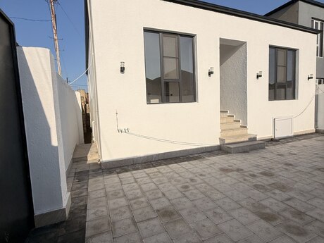 4 otaqlı həyət evi, 130 m², Binə: 125 000 ₼ 2
