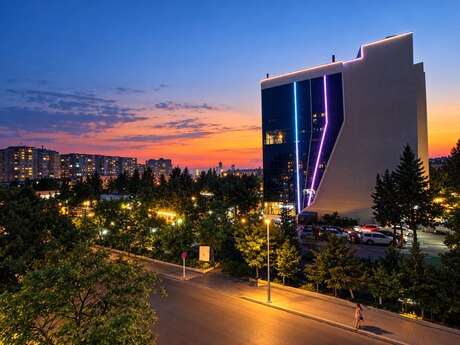2 otaq · 37 m² · 4/5 mərtəbə, Qara Qarayev