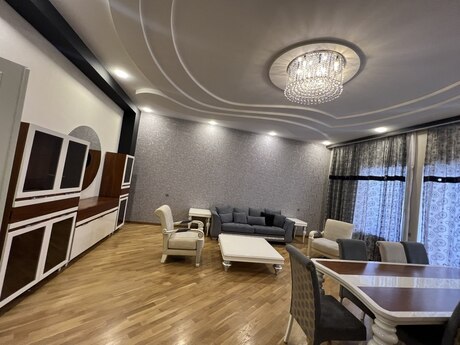 3-room apartment, 167 m², 8 Noyabr: 403 000 ₼ 2