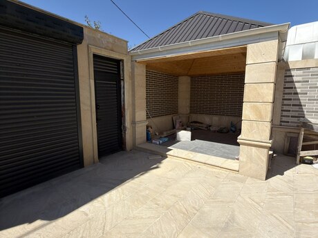 4 otaqlı həyət evi, 227 m², Binə: 150 000 ₼ 2