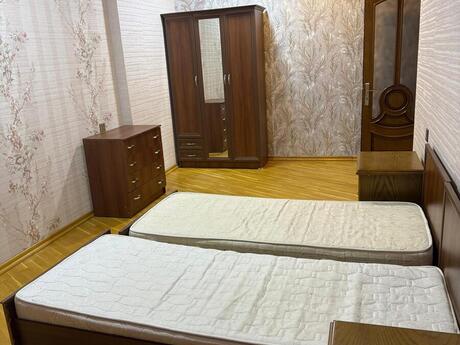 Kirayə 3 otaqlı mənzil, 150 m², Neftçilər: 860 ₼/ay 5