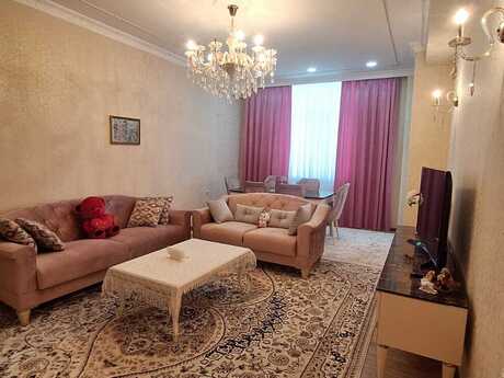 Объявление №6473359 - Баку, пос. Ени Ясамал, 4-комн., 135 м², 12/16 этаж