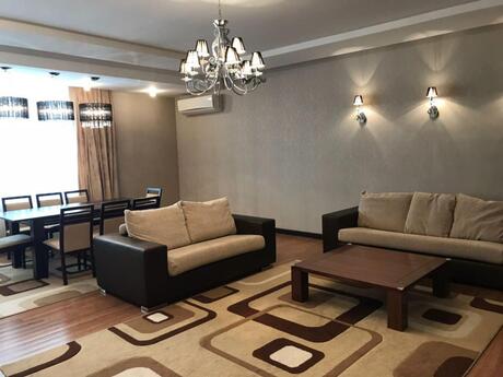 Kirayə 4 otaqlı mənzil, 190 m², 28 May: 1 500 ₼/ay 3