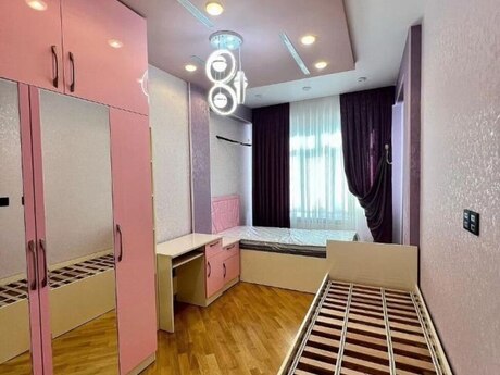 3 otaqlı mənzil, 92 m², 20 Yanvar: 241 000 ₼ 4