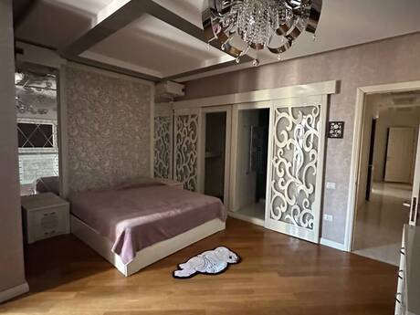 Kirayə 4 otaqlı mənzil, 200 m², 28 May: 2 000 ₼/ay 5