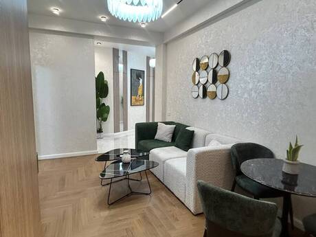 2 otaqlı mənzil, 68 m², 8 Noyabr: 275 000 ₼ 5