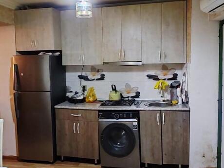 Elan №6473621 - Bakı, İnşaatçılar m., 2 otaqlı, 40 m², 1/5 mərtəbə