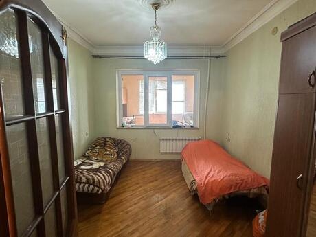 Аренда: 3-комнатная квартира, 80 м², Elmlər Akademiyası: 700 ₼/мес 3