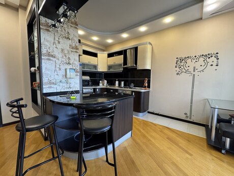 Kirayə 3 otaqlı mənzil, 85 m², Şah İsmayıl Xətai: 950 ₼/ay 5