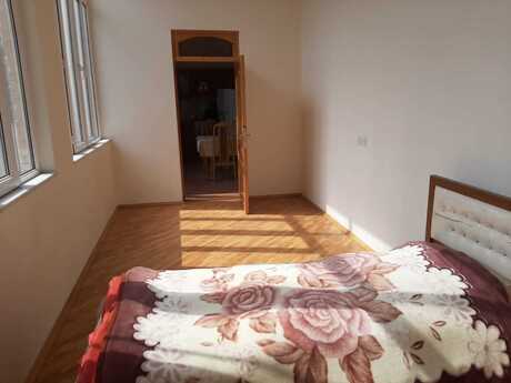 Сдаётся 3-комнатная квартира в старом фонде, İçəri Şəhər, 120 м², 1 000 AZN/мес, фото 4 / 12