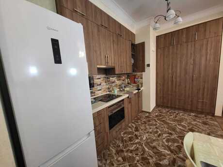 Kirayə 2 otaqlı mənzil, 45 m², Ağ şəhər: 1 400 ₼/ay 4