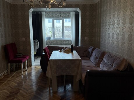 3-room apartment for rent, 90 m², Gənclik: 210 ₼/mo 5