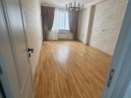 2-room apartment, 71 m², 8 Noyabr: 255 000 ₼ 3