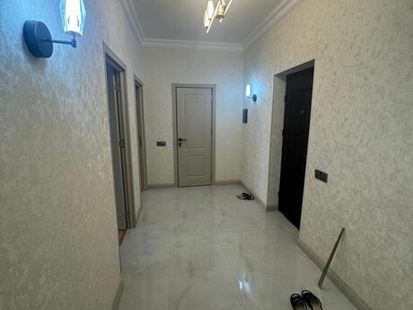2-room apartment, 71 m², 8 Noyabr: 255 000 ₼ 4