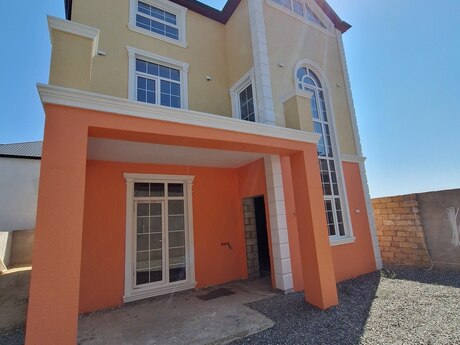 5 otaqlı həyət evi, 300 m², Badamdar: 295 000 ₼ 2