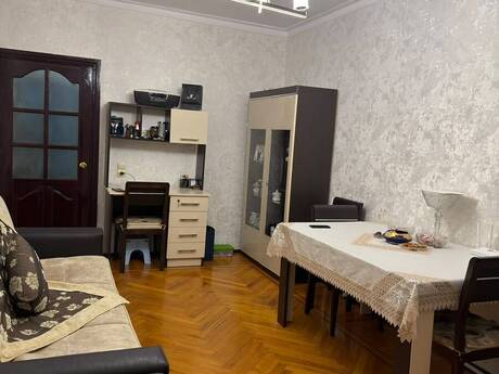 2-room apartment, 60 m², Neftçilər: 165 000 ₼ 2